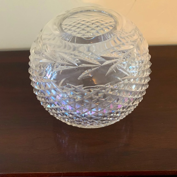 Waterford Crystal Glandore Laurel Cut Rose Bowl 1970’s - Picture 1 of 5